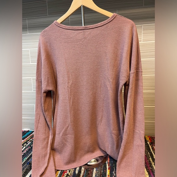 🍀3 FOR $15🍀 | Waffle Knit | Tunic | Button Up | V Neck | Henley Shirt | 2XL - Picture 4 of 9